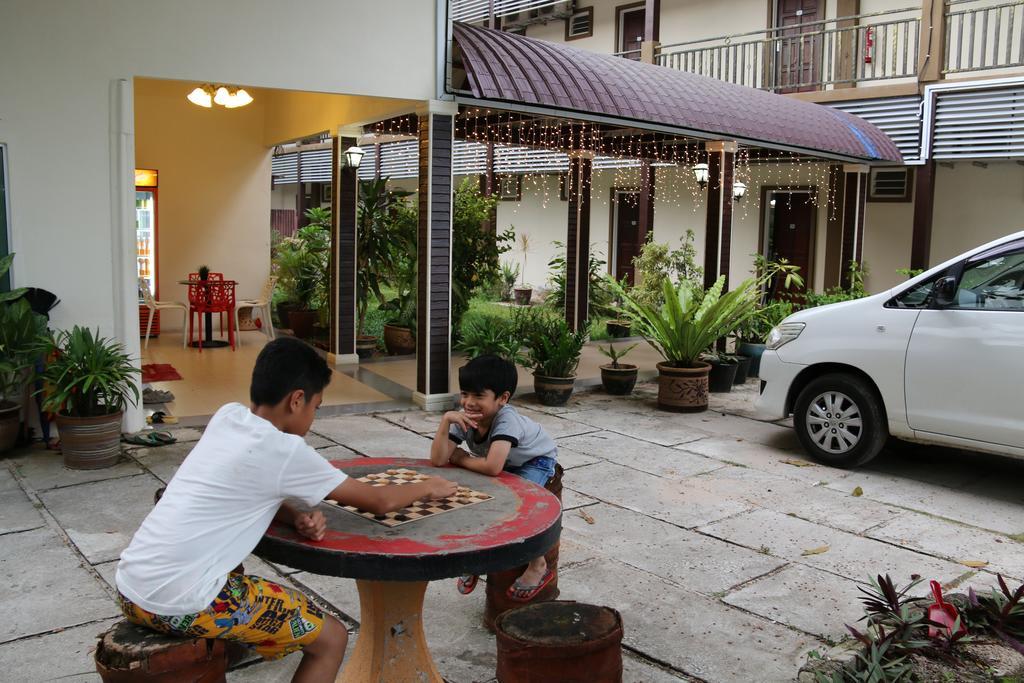 פנתאי צנאנג Casa Idaman Motel מראה חיצוני תמונה