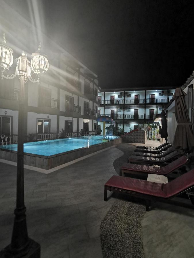 פנתאי צנאנג Casa Idaman Motel מראה חיצוני תמונה